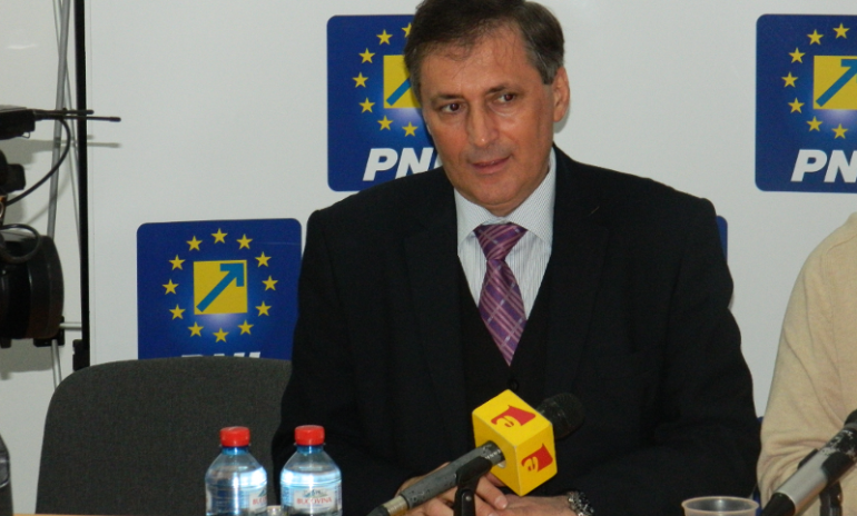 Marcel Vela