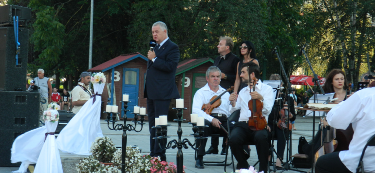 Ovidiu Miculescu și Laura Sgaverdea