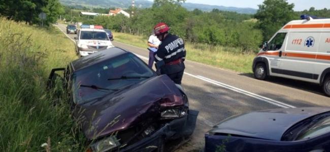 Accident la Caraşova - foto. Vali Popovici