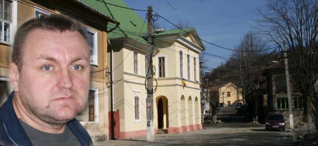 Dumitru Ursu şi Teatrul Vechi "Mihai Eminescu" Oraviţa