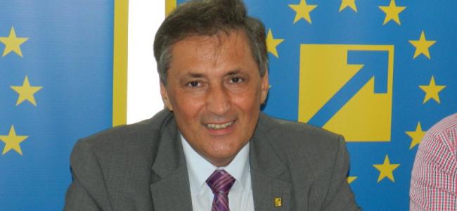 Marcel Vela