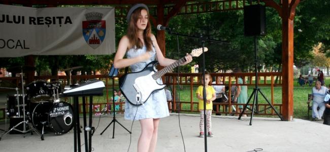 Concert, în Parcul Tricolorului, la Reşiţa