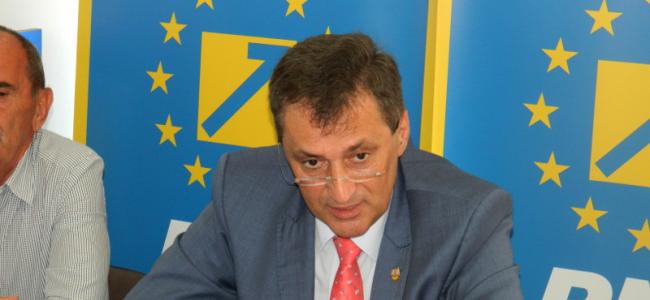 Marcel Vela