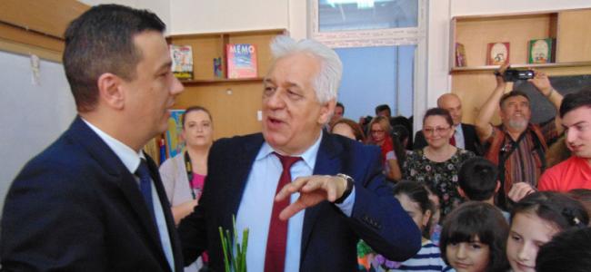 Premierul Sorin Grindeanu şi tatăl său, Nicolae Grindeanu